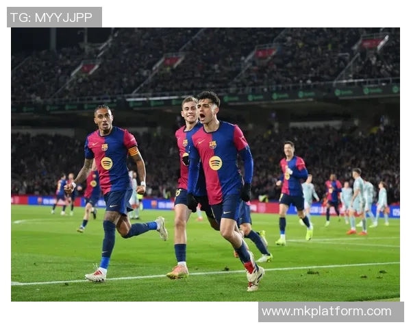 英超焦点战：马竞凭乌龙球绝杀皇马全场沸腾