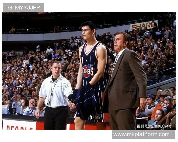 姚明父亲的国籍揭秘及其对姚明篮球生涯的影响分析