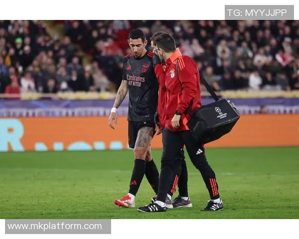 本菲卡大胜皇马四球狂潮乌龙球成比赛转折点引发转会热议