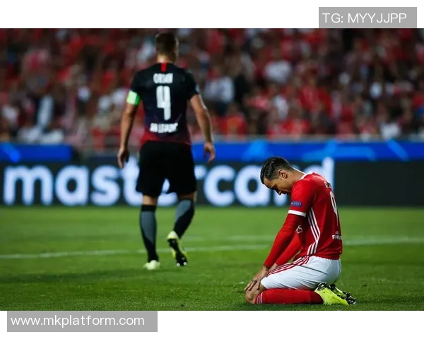 莱比锡在足总杯中大胜本菲卡五球逆转引发全场热烈反响分析