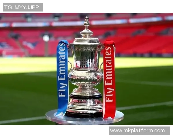 足总杯激战利物浦与拜仁互交白卷精彩瞬间引发全场热烈反响